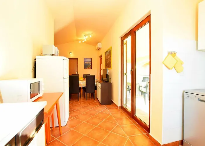 M&l * Privlaka (Zadar)